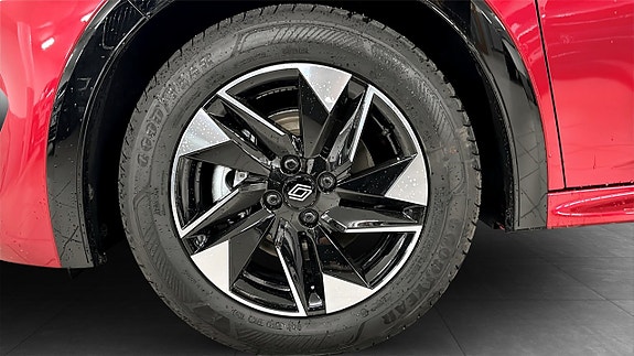 Renault Clio 9 of 12