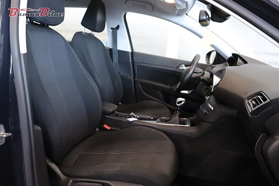Peugeot 308 16 of 21