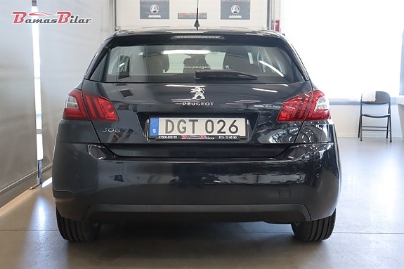Peugeot 308 4 of 5