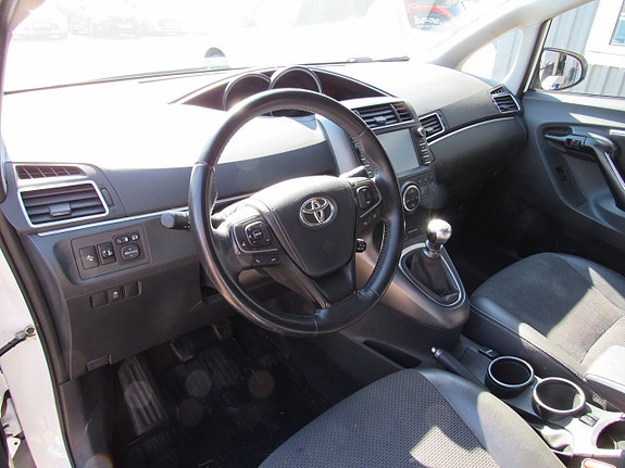 Toyota Verso 12 of 15