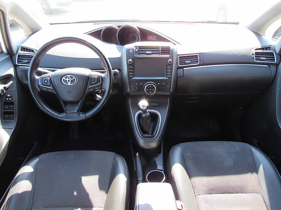 Toyota Verso 15 of 15