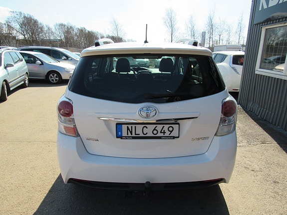 Toyota Verso 6 of 15