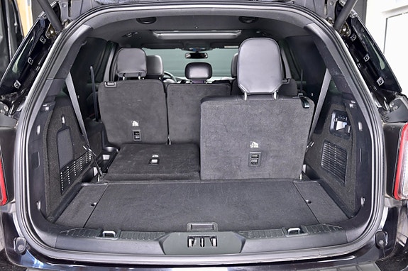 Ford Explorer 9 of 30