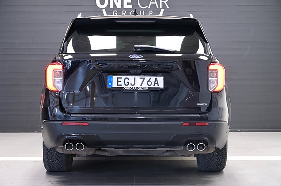 Ford Explorer 7 of 30