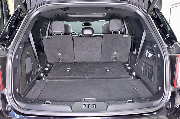 Ford Explorer 8 of 30