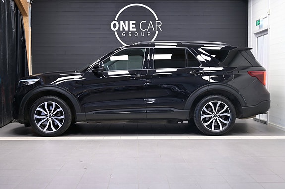 Ford Explorer 4 of 30