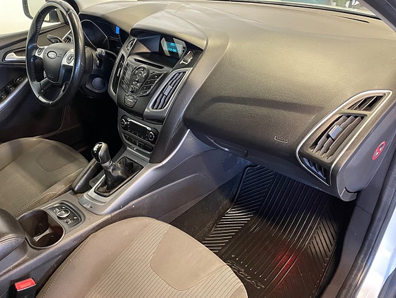 Ford Focus 9 of 11