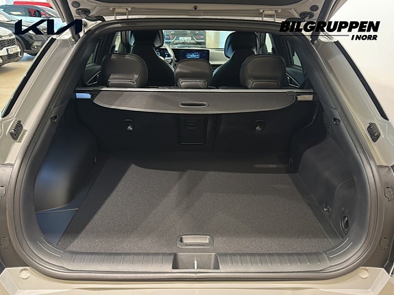 Kia EV6 14 of 19