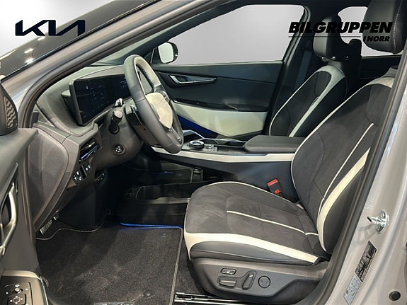 Kia EV6 8 of 19