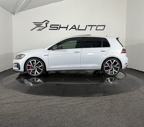 Volkswagen Golf I 11 of 25