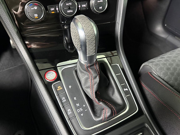 Volkswagen Golf I 23 of 25