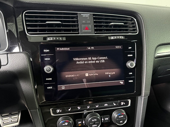 Volkswagen Golf I 17 of 25