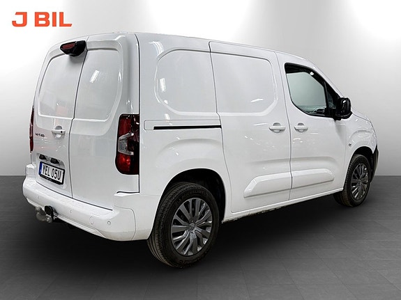 Peugeot Partner 3 of 5