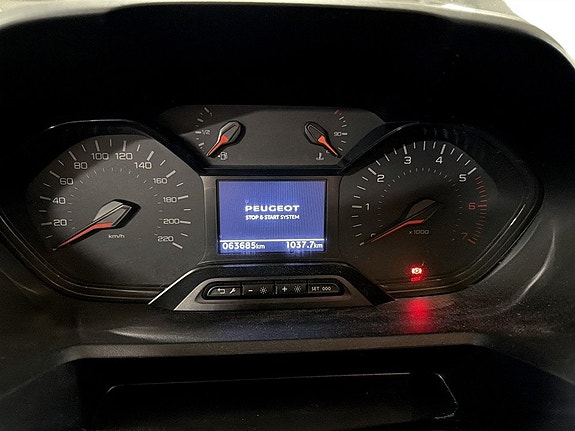 Peugeot Partner 10 of 15