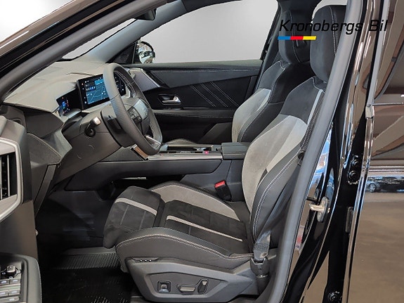 Opel Grandland 8 of 25