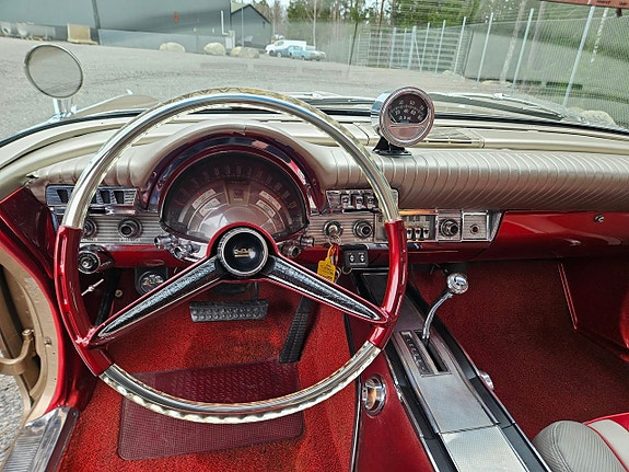 Chrysler Newport 13 of 22