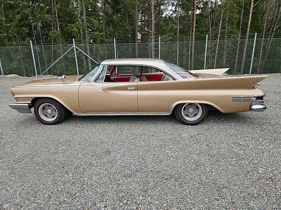 Chrysler Newport 12 of 22