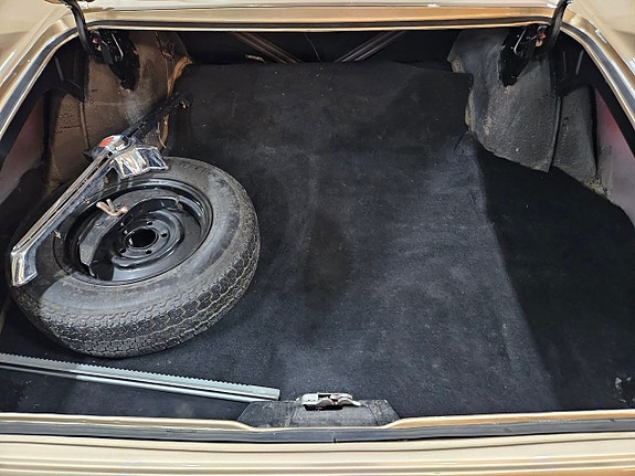 Chrysler Newport 21 of 22
