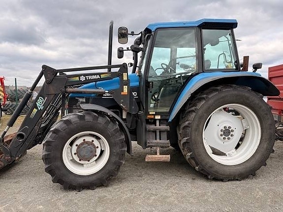 New Holland TS 100