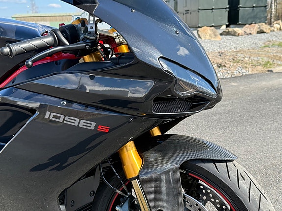 Ducati 1098 S ”Signerad av Zlatan Ibrahimovic varit ägd av han” 11 of 21