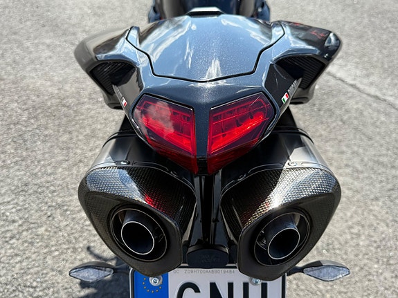 Ducati 1098 S ”Signerad av Zlatan Ibrahimovic varit ägd av han” 15 of 21