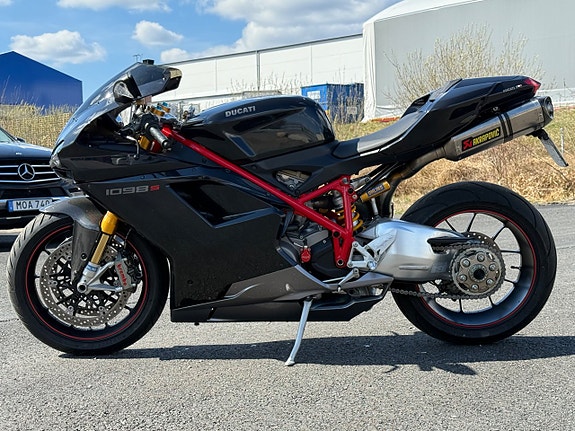 Ducati 1098 S ”Signerad av Zlatan Ibrahimovic varit ägd av han” 13 of 21