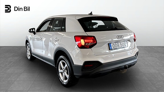 Audi Q2 4 of 5