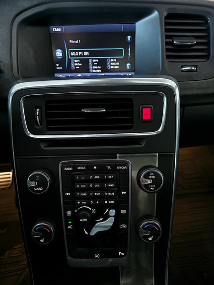 Volvo S60 10 of 12