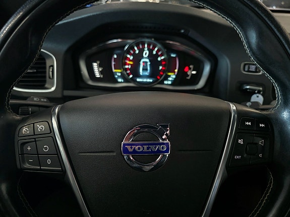 Volvo S60 11 of 12