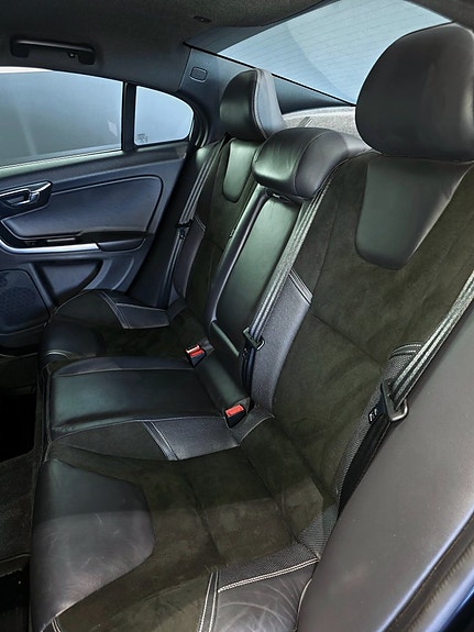 Volvo S60 5 of 5