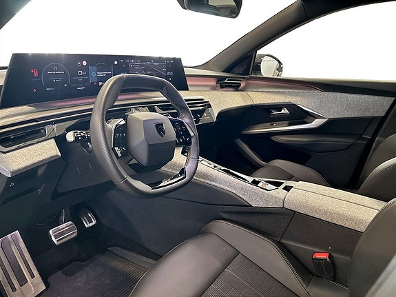 Peugeot 3008 4 of 5