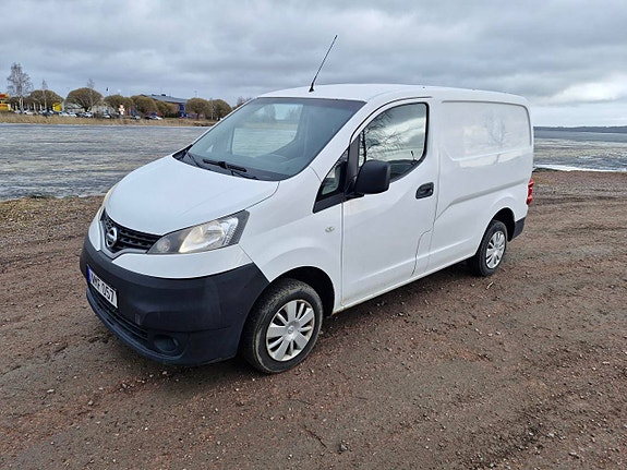 NIssan NV200