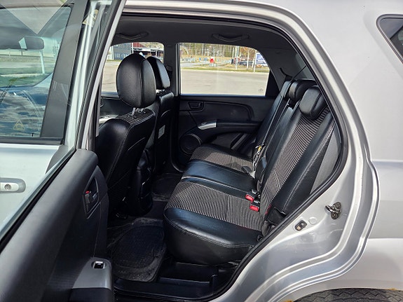 Kia Sportage 12 of 15