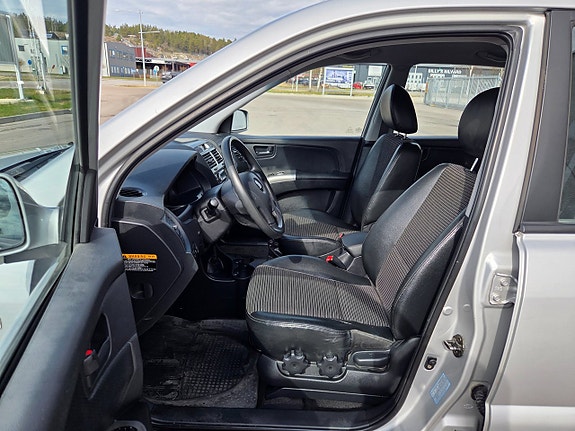 Kia Sportage 11 of 15
