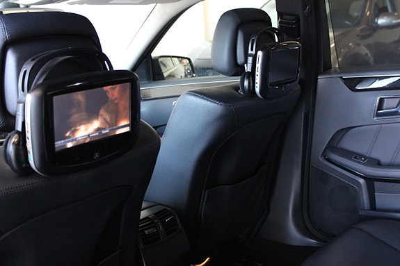 Mercedes-Benz E350 7 of 17
