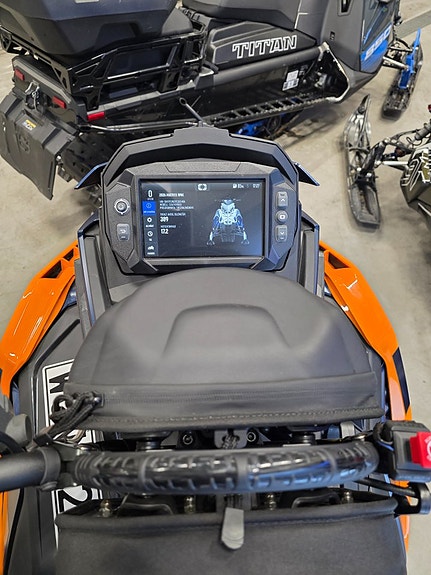 Polaris 9R RMK Khaos 155 LE 6 of 6