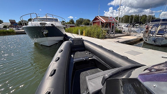BRIG Eagle 8 Evinrude G2 300 hk- 2020 11 of 11