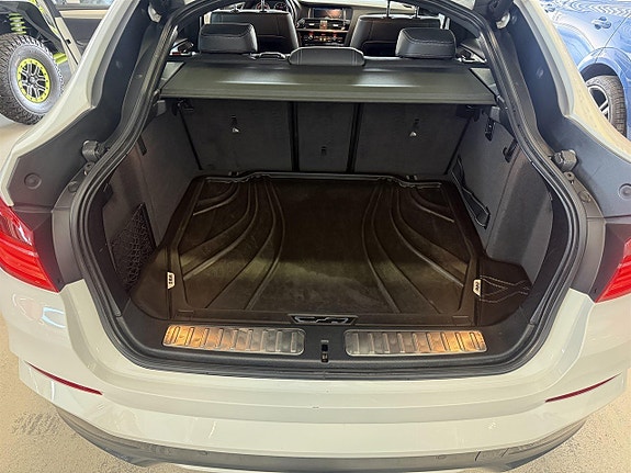 BMW X4 7 of 17