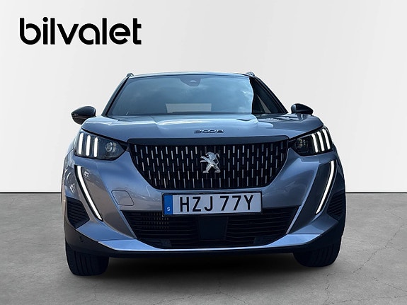 Peugeot 2008 2 of 5