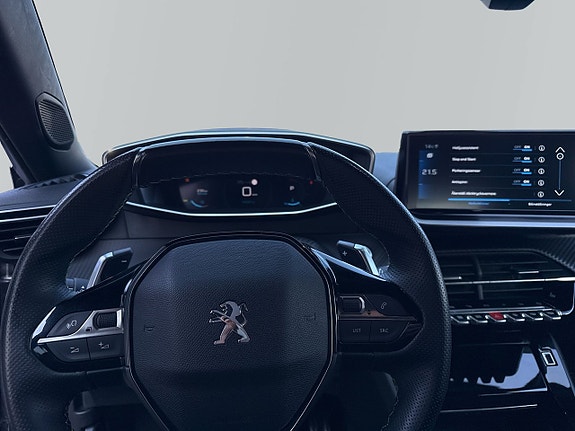 Peugeot 2008 14 of 15