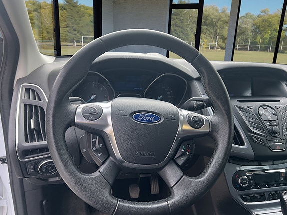 Ford Focus 10 of 25