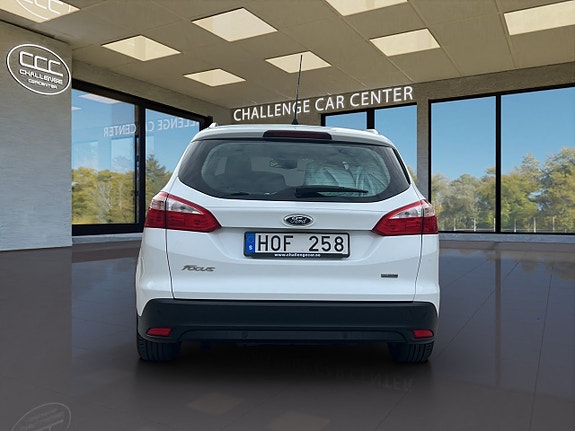 Ford Focus 8 of 25
