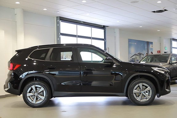 BMW X1 11 of 12