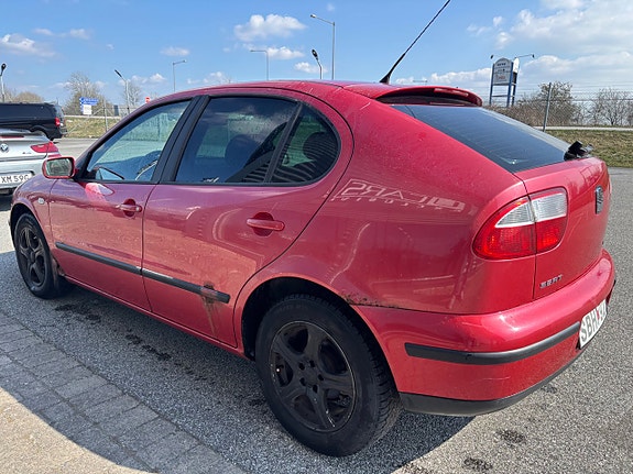 Seat Leon 5 of 5