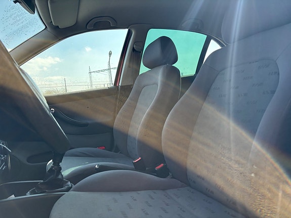 Seat Leon 9 of 12