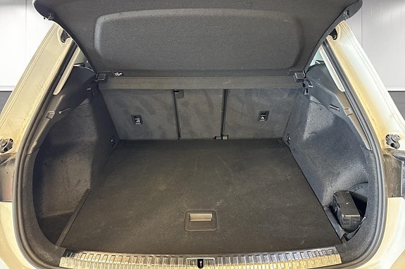 Audi Q3 6 of 17