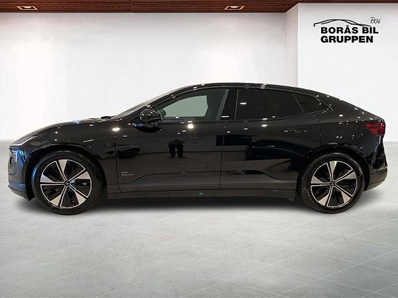 Polestar 4 3 of 15