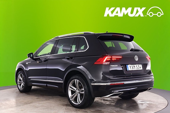 Volkswagen Tiguan 5 of 5