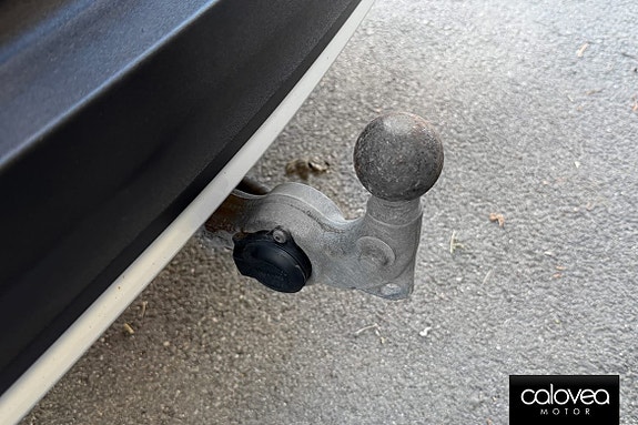Volvo XC40 13 of 15