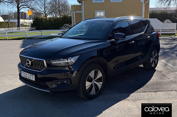 Volvo XC40 11 of 15
